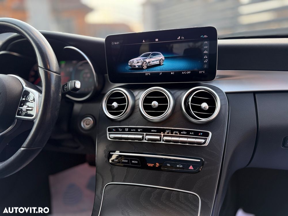 Mercedes-Benz C - 11