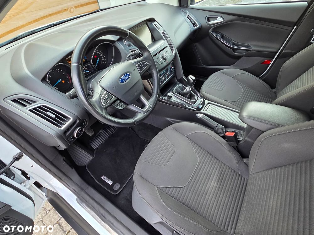 Ford Focus 1.0 EcoBoost Titanium - 7