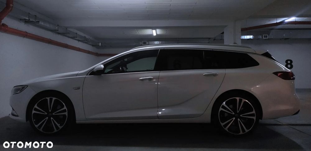 Opel Insignia 2.0 T 4x4 Innovation S&S - 9