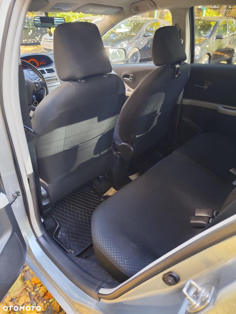 Toyota Yaris 1.33 VVT-i Sol - 16