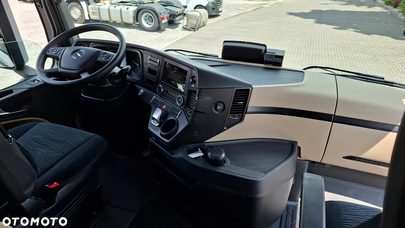 Mercedes-Benz ACTROS 1851 LSnRL / BIG SPACE / LOW DECK / MEGA - 23
