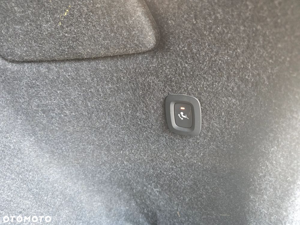 Volvo XC 40 T4 Recharge DKG Essential - 16