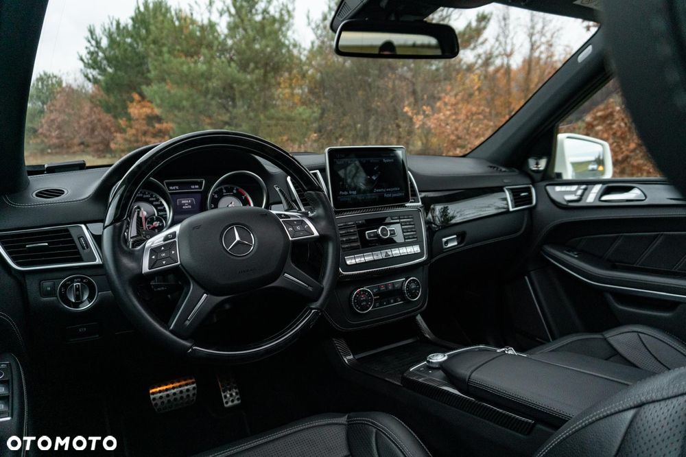 Mercedes-Benz GL 63 AMG 4Matic AMG Speedshift Plus 7G-TRONIC - 20