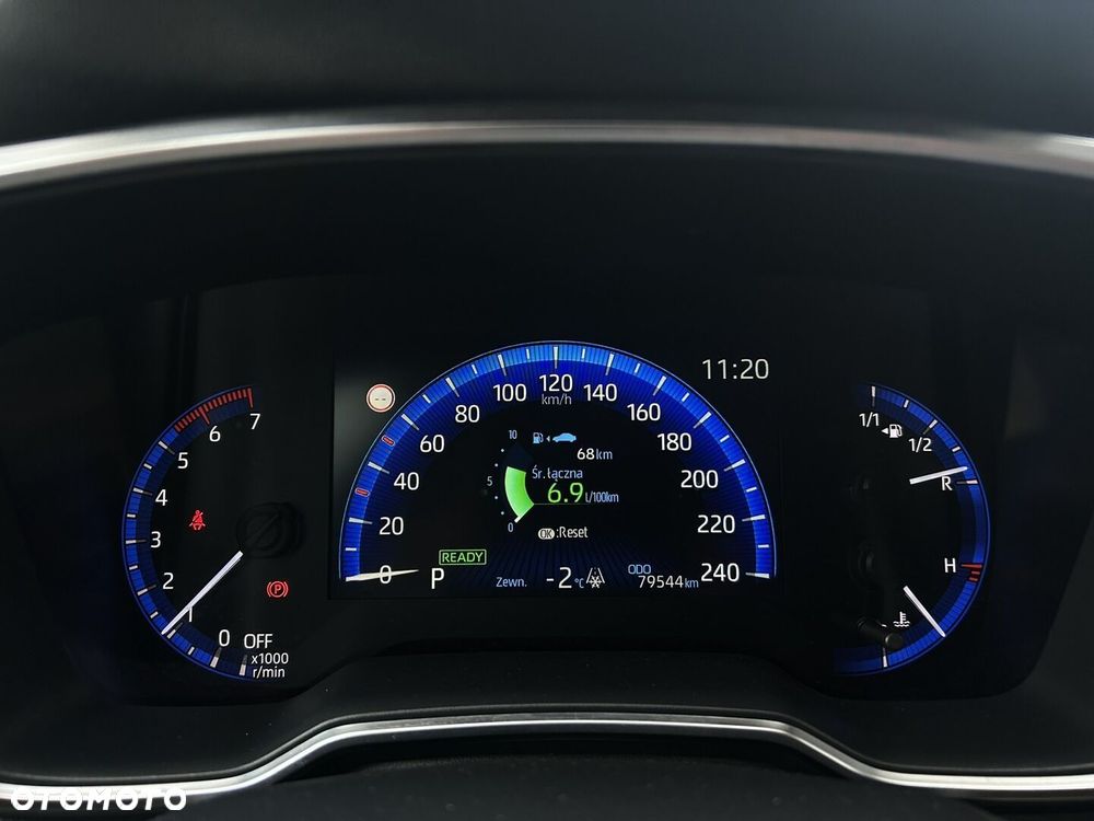 Toyota Corolla 1.8 Hybrid Comfort - 21