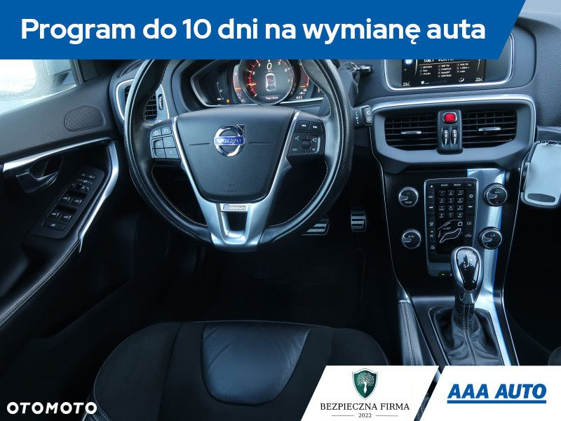 Volvo V40 - 8