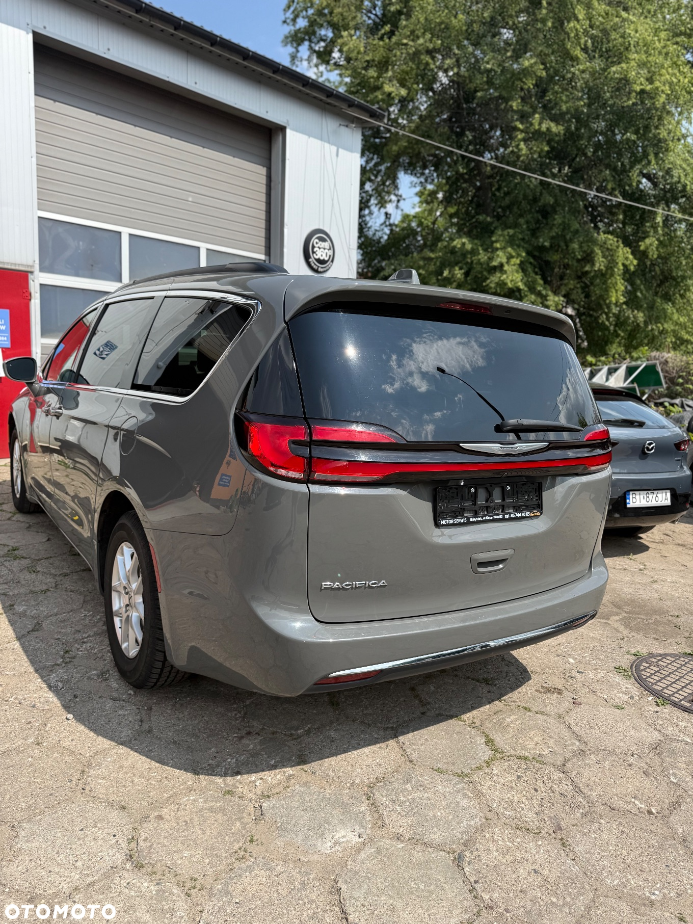 Chrysler Pacifica - 3