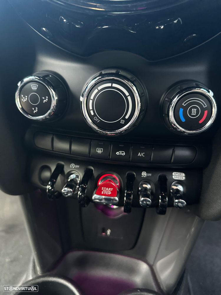 MINI 5 Portas Cooper Premium Plus JCW Auto - 14