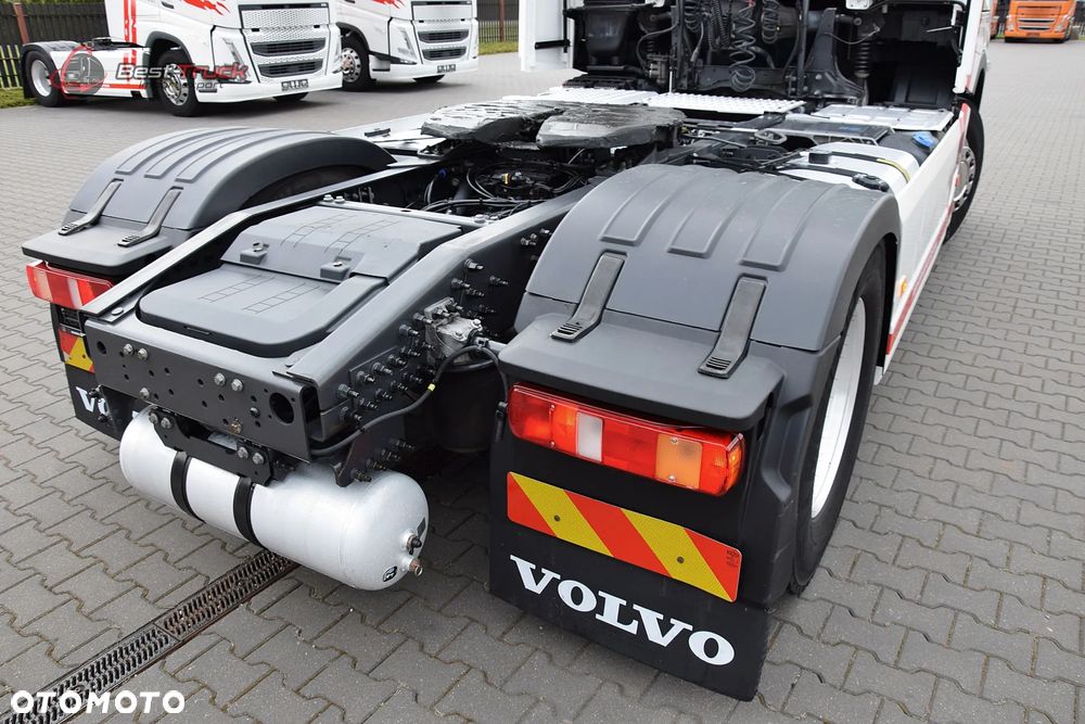 Volvo FH500 || GLOB XXL ||  I-PARK COOL || VIRTUAL COCPIT ||  LEWAREK PRZY SIEDZENIU   || ZBIORNIKI 1175 L || STAN . BDB || - 19