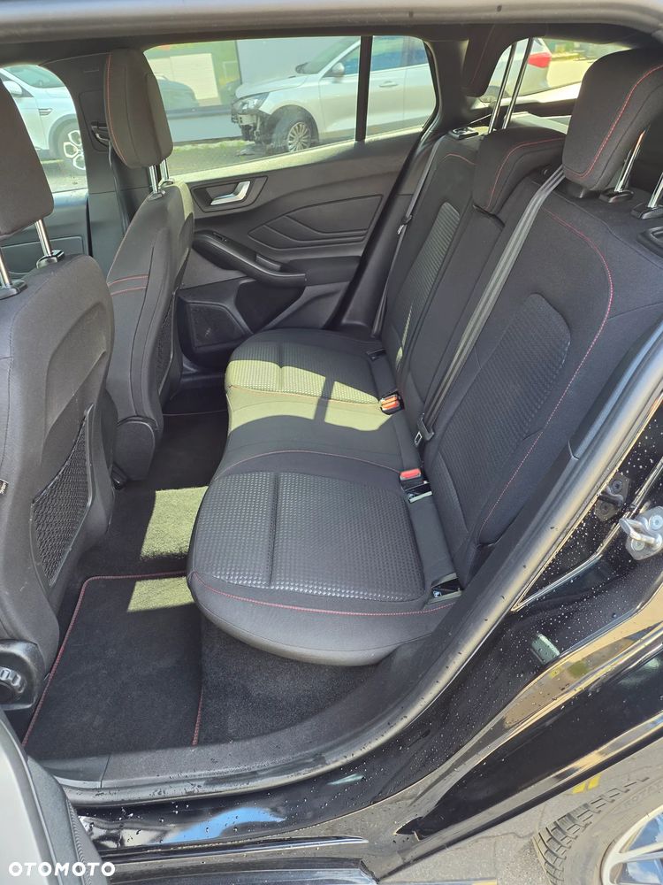 Ford Focus 1.0 EcoBoost mHEV ST-Line X - 7