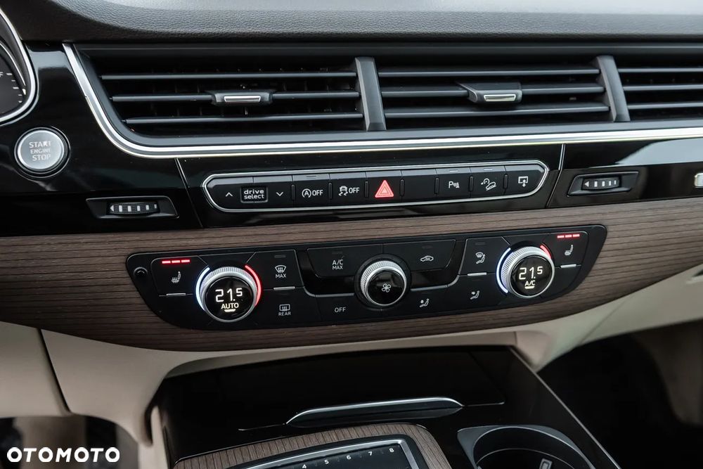 Audi Q7 3.0 TFSI Quattro Tiptronic - 25