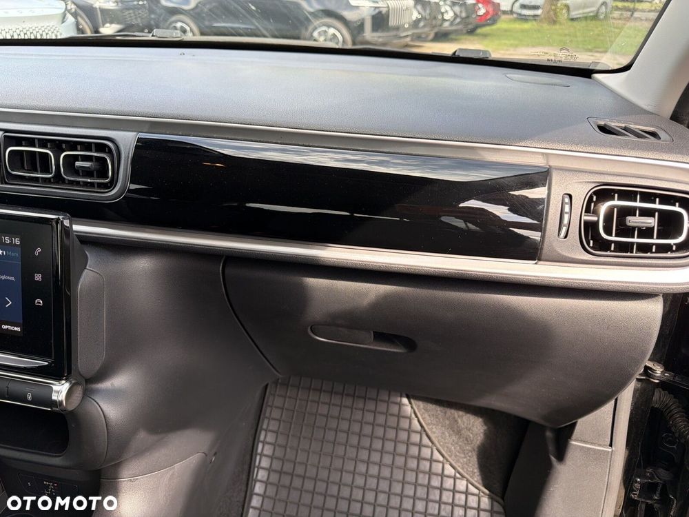 Citroën C3 1.2 PureTech Max EAT6 - 32