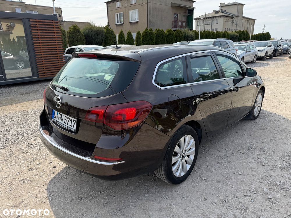 Opel Astra 1.4 Turbo - 19