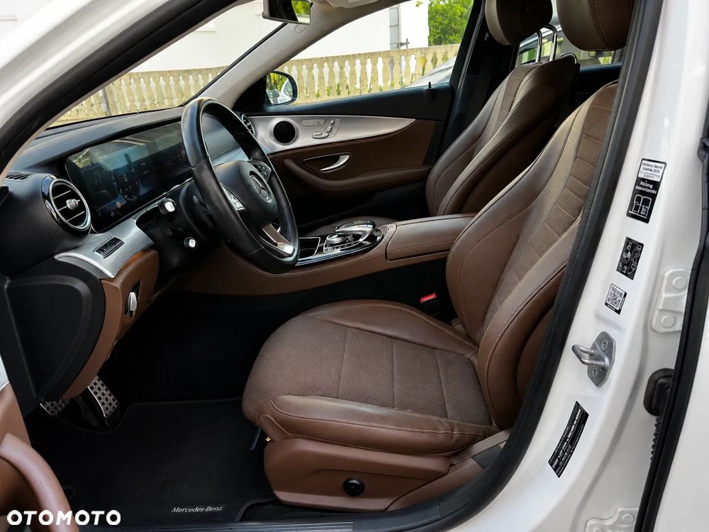 Mercedes-Benz Klasa E 220 d 4-Matic All-Terrain - 7