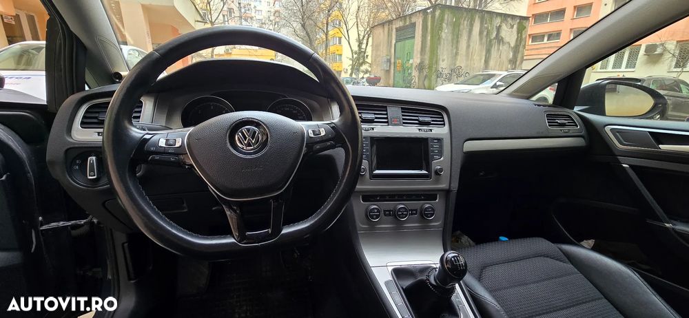 Volkswagen Golf 2.0 TDI DPF BMT Comfortline - 2