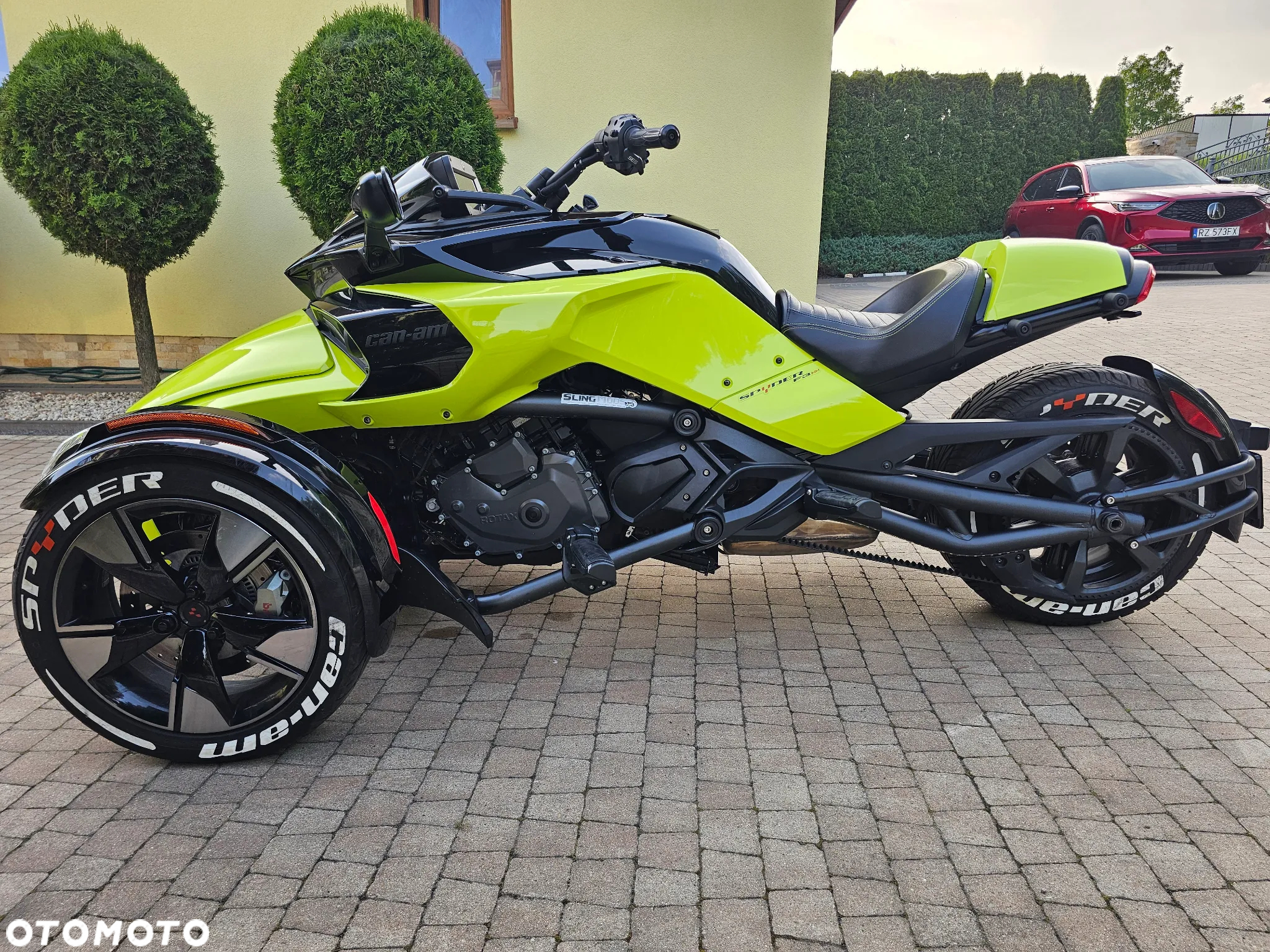 Can-Am Spyder - 5