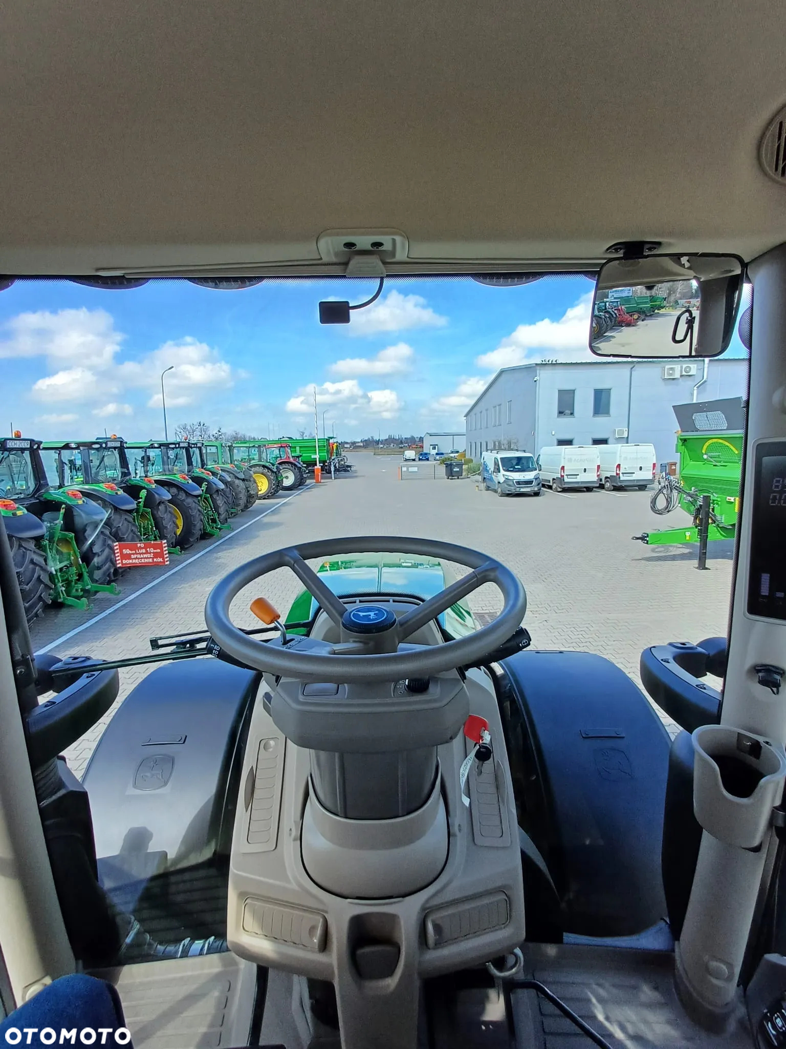 John Deere 6R250 - 12