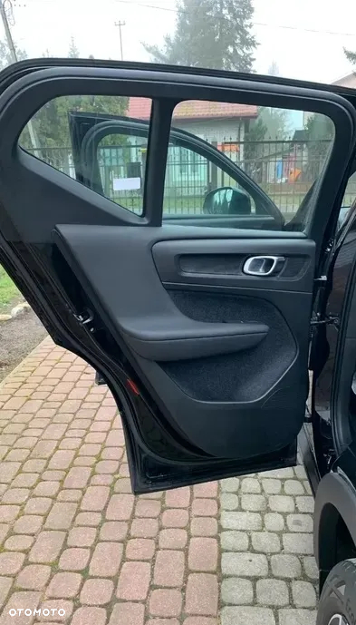 Volvo XC 40 T4 AWD R-Design - 19