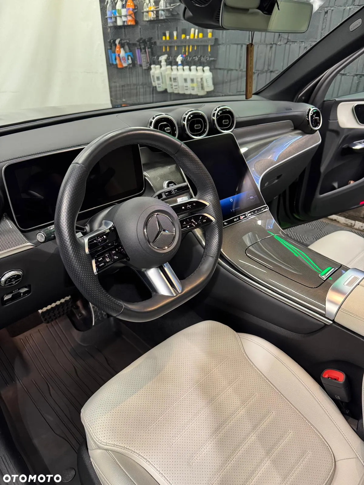 Mercedes-Benz GLC 300 de 4-Matic AMG Line - 21