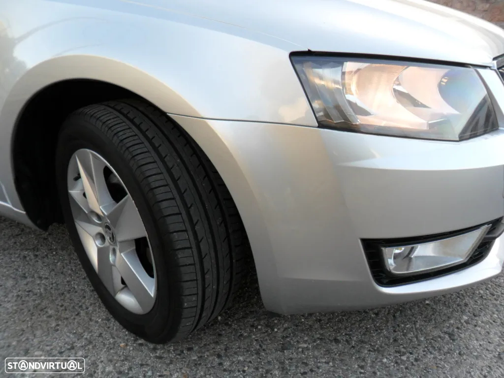 Skoda Octavia 1.6 TDI Elegance - 26