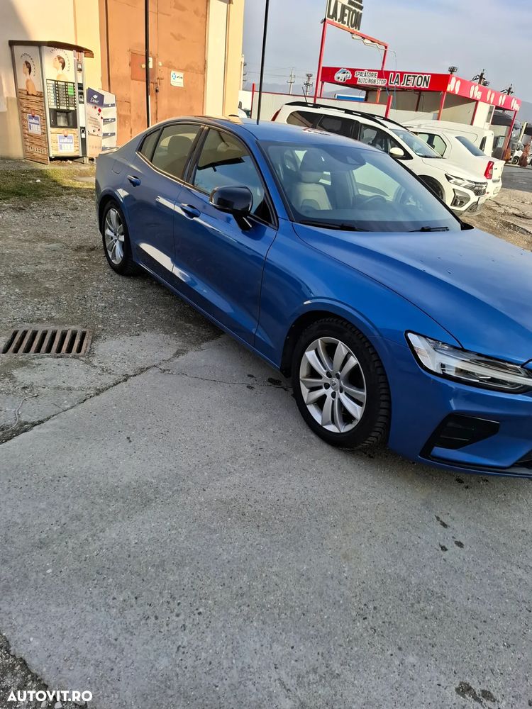 Volvo S60 T4 Momentum Pro - 5