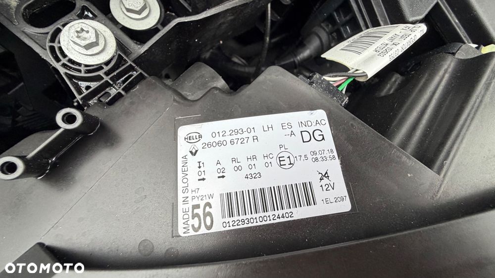 Renault Scenic TCe 140 GPF EDC BOSE EDITION - 30