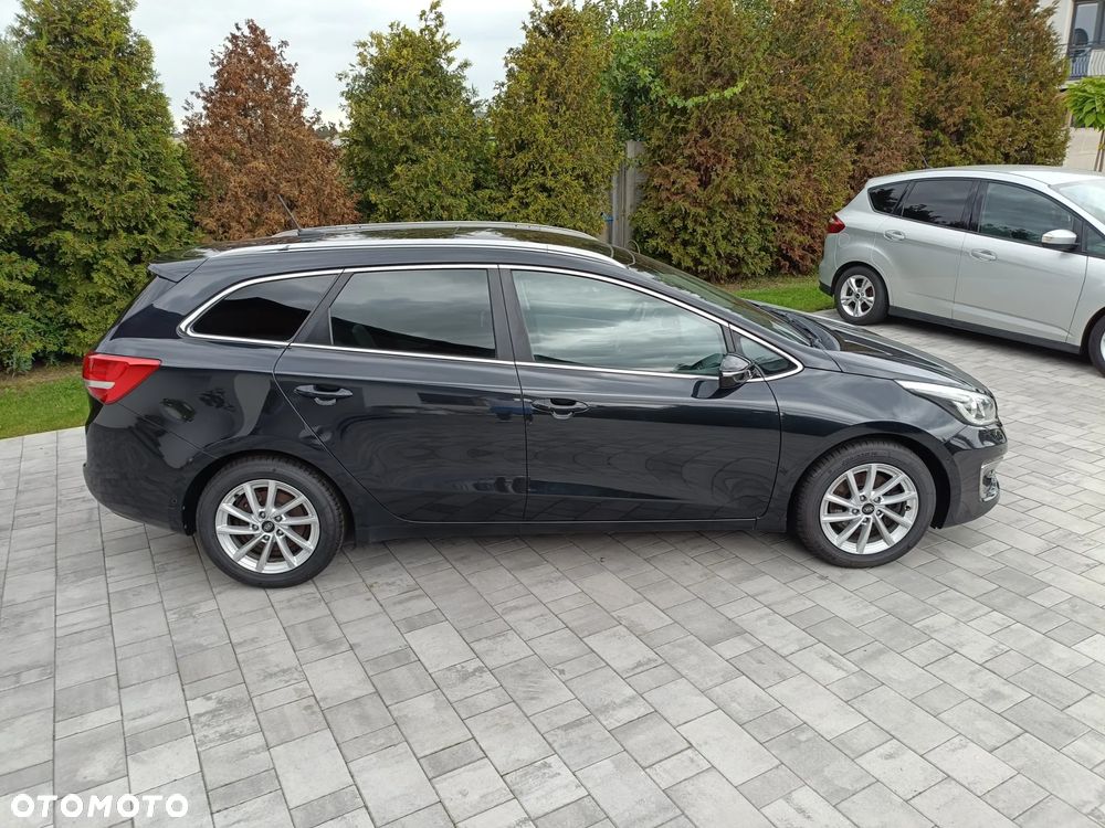 Kia Ceed - 14