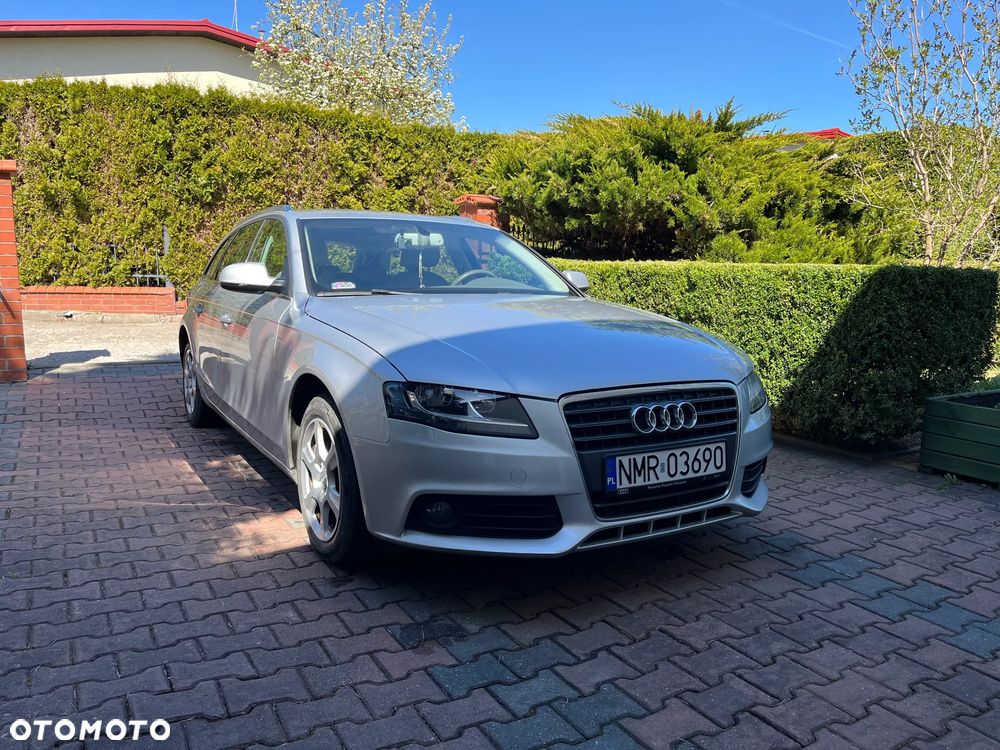Audi A4 Avant 2.0 TDI DPF Attraction - 1