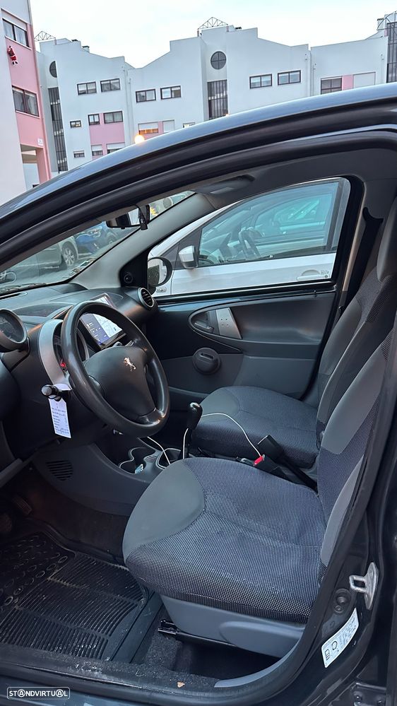 Peugeot 107 1.0 Urban - 4