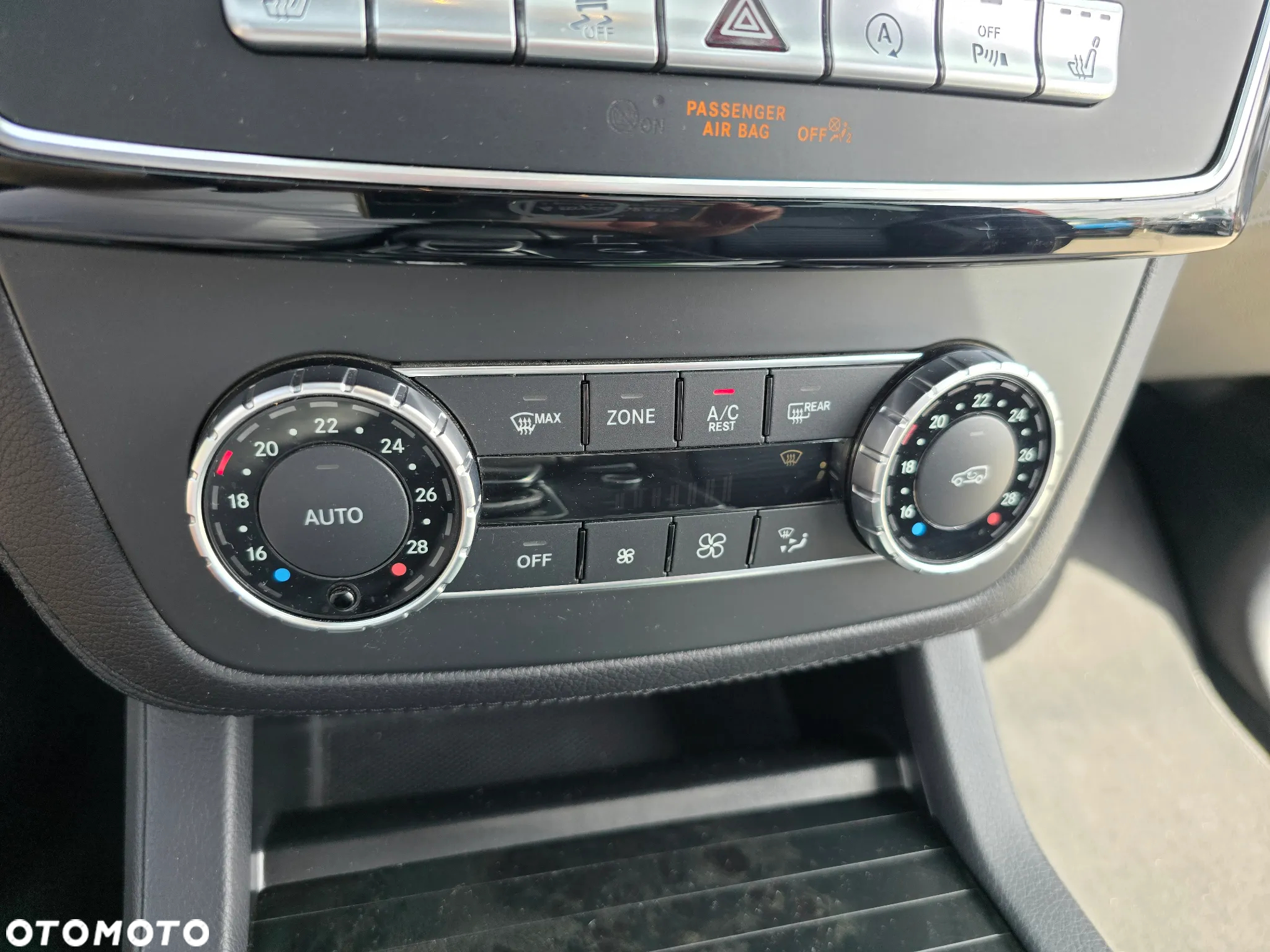 Mercedes-Benz GLE - 37