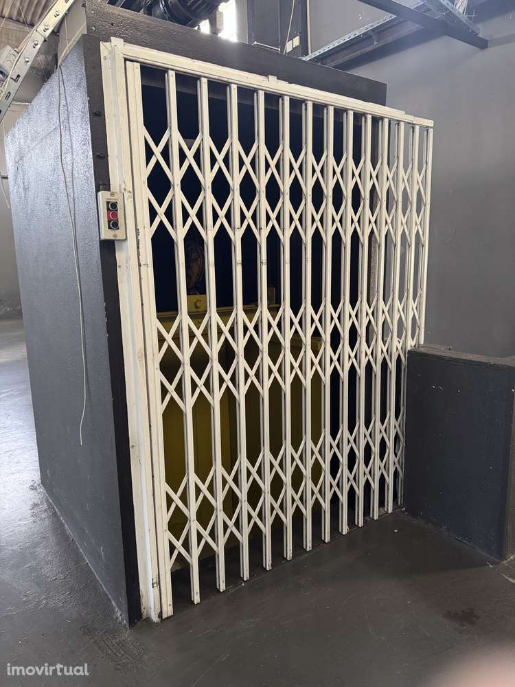 Armazém 600m2 Parque Industrial - Grande imagem: 5/13