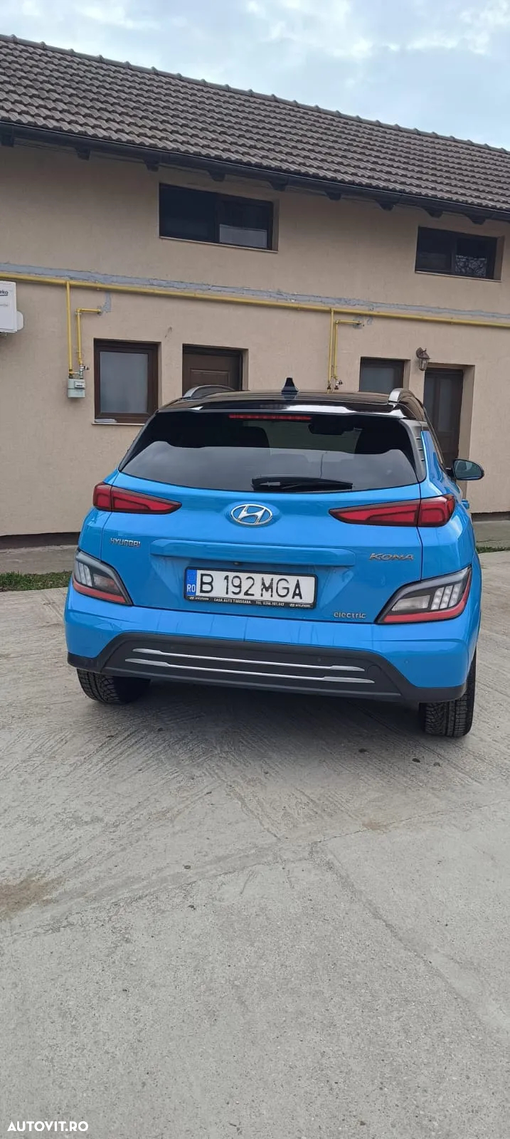 Hyundai KONA - 4
