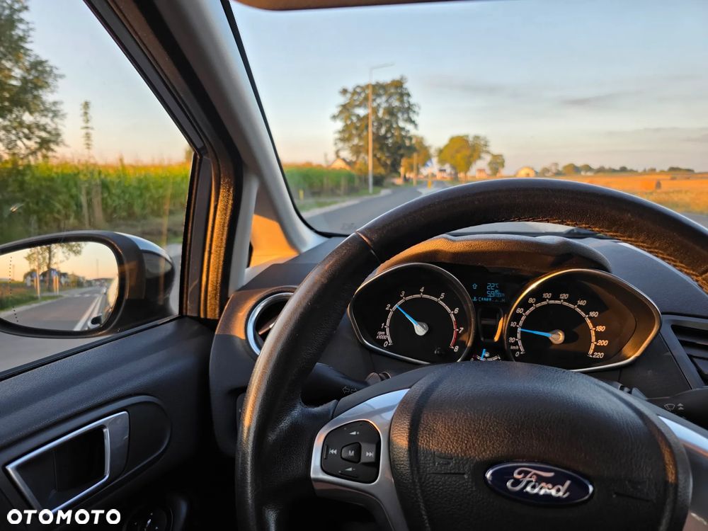 Ford Fiesta 1.25 Trend - 24