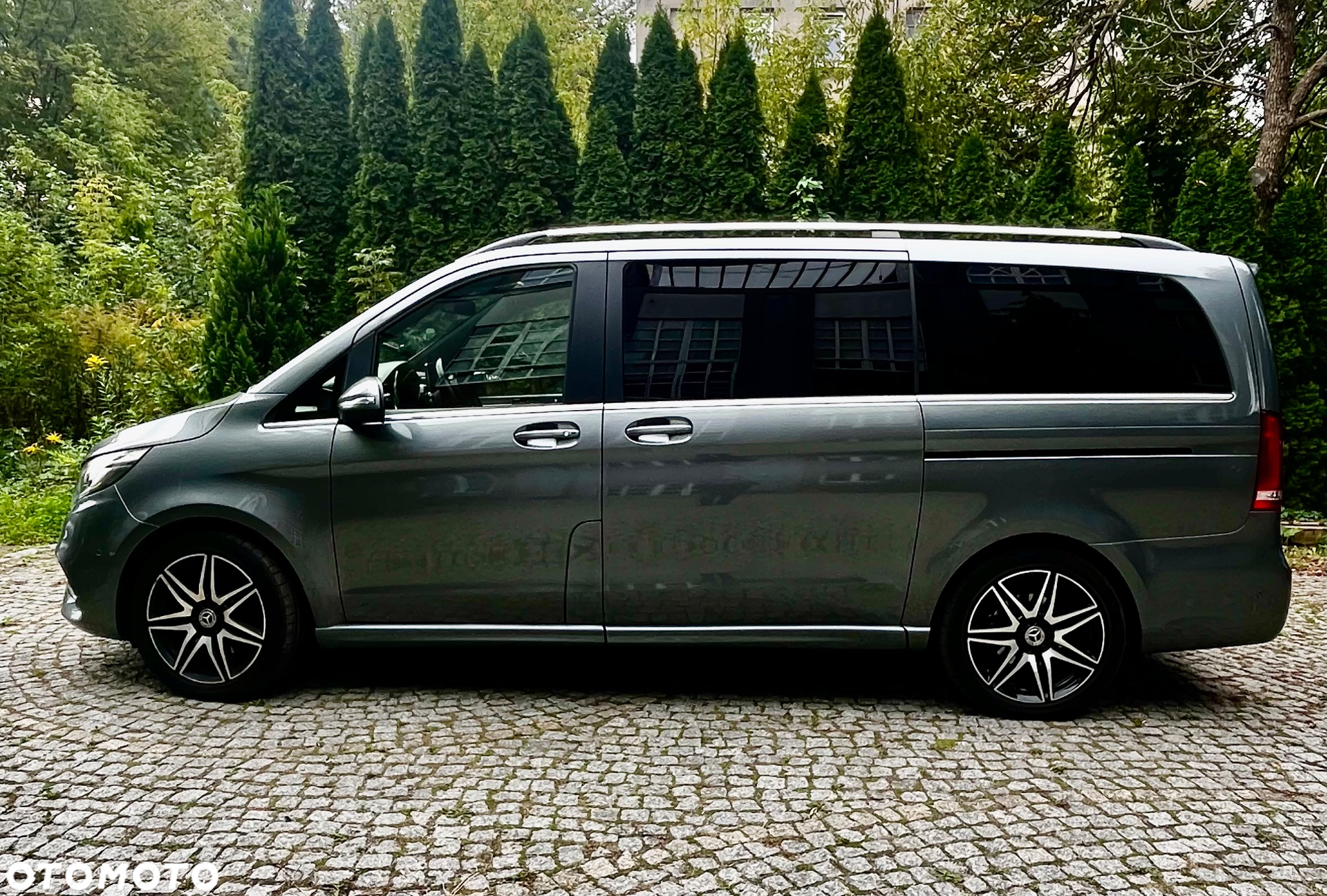 Mercedes-Benz Klasa V 300 d 4-Matic Avantgarde 9G-Tronic (d³ugi) - 16