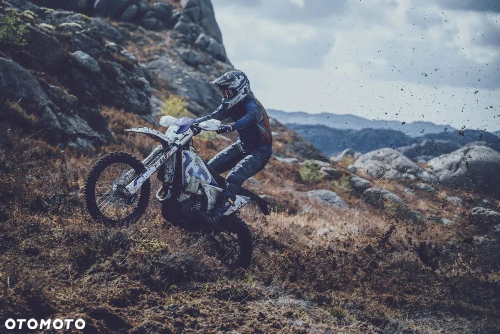 Husqvarna FE - 3