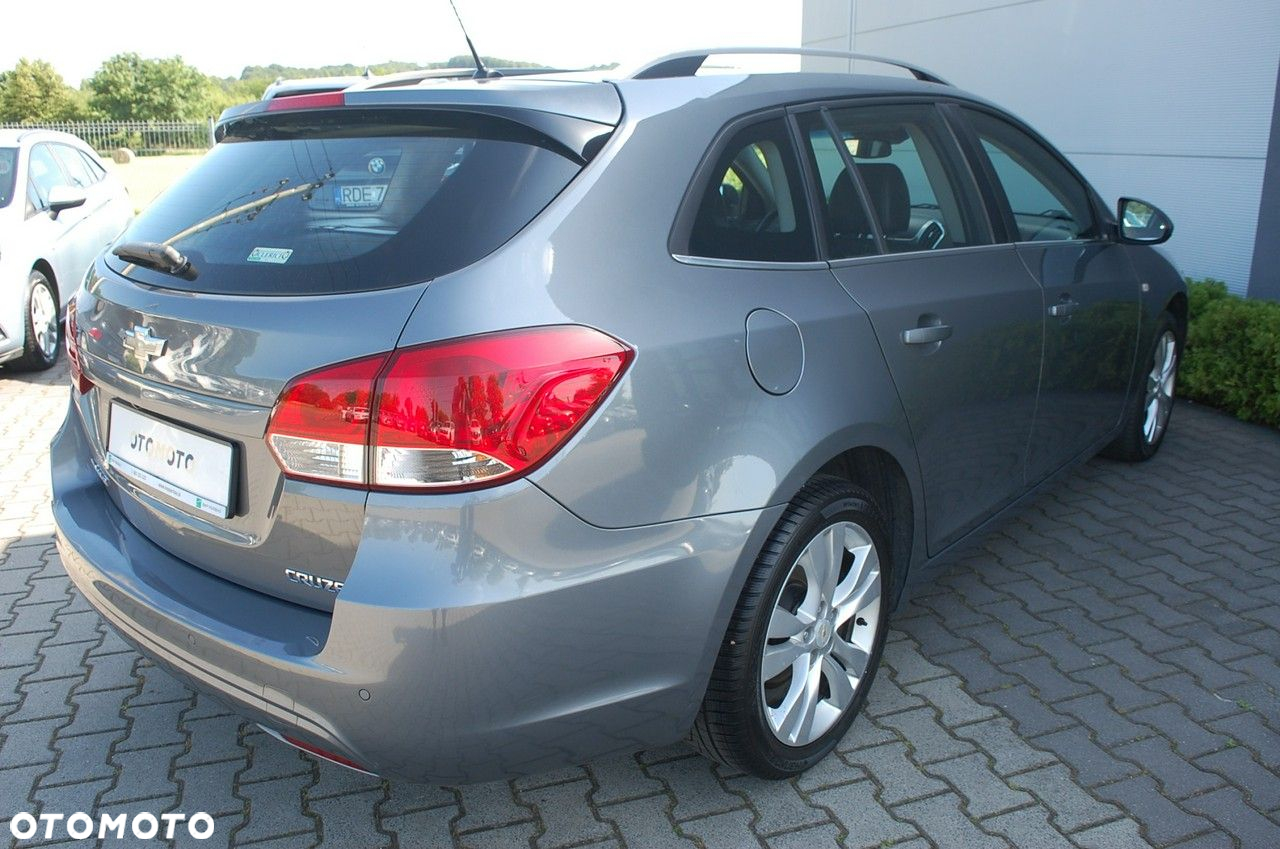Chevrolet Cruze - 4
