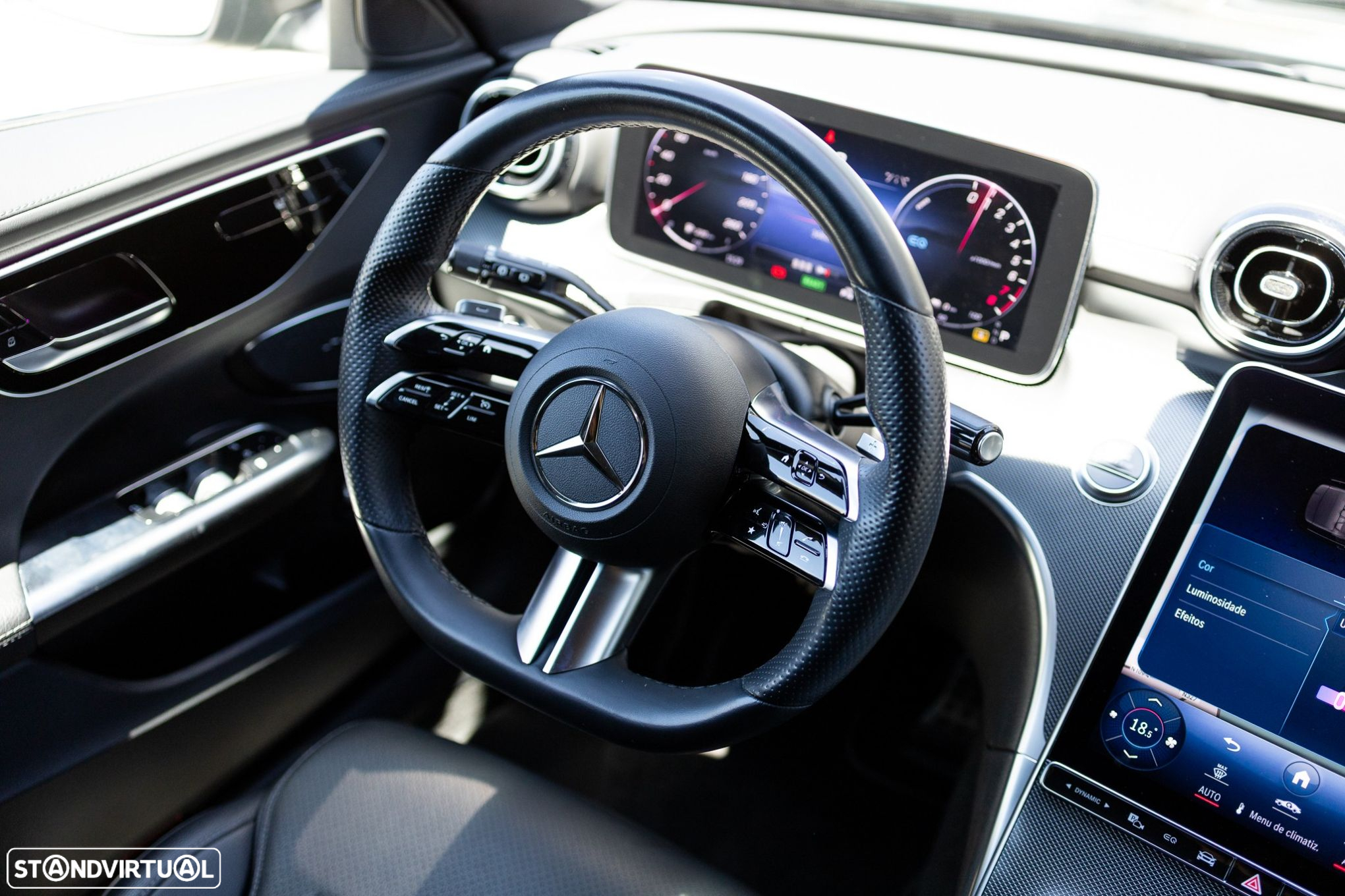 Mercedes-Benz C 300 e AMG Line - 37