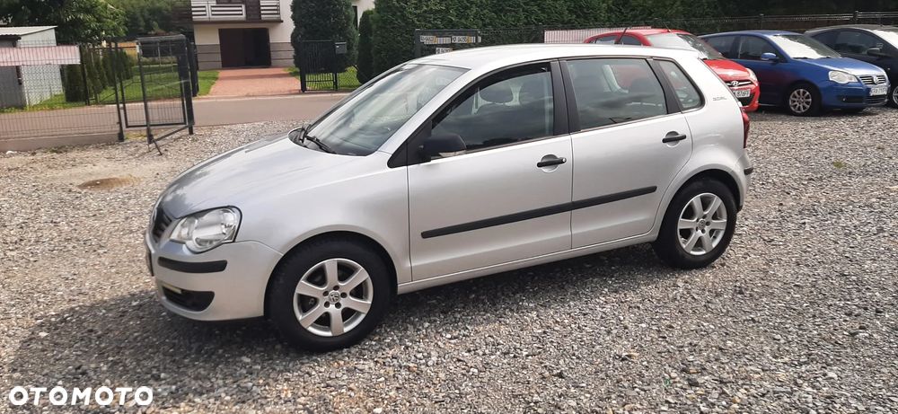 Volkswagen Polo - 1