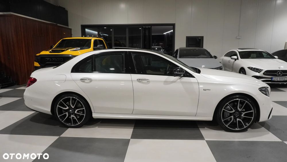 Mercedes-Benz Klasa E - 18