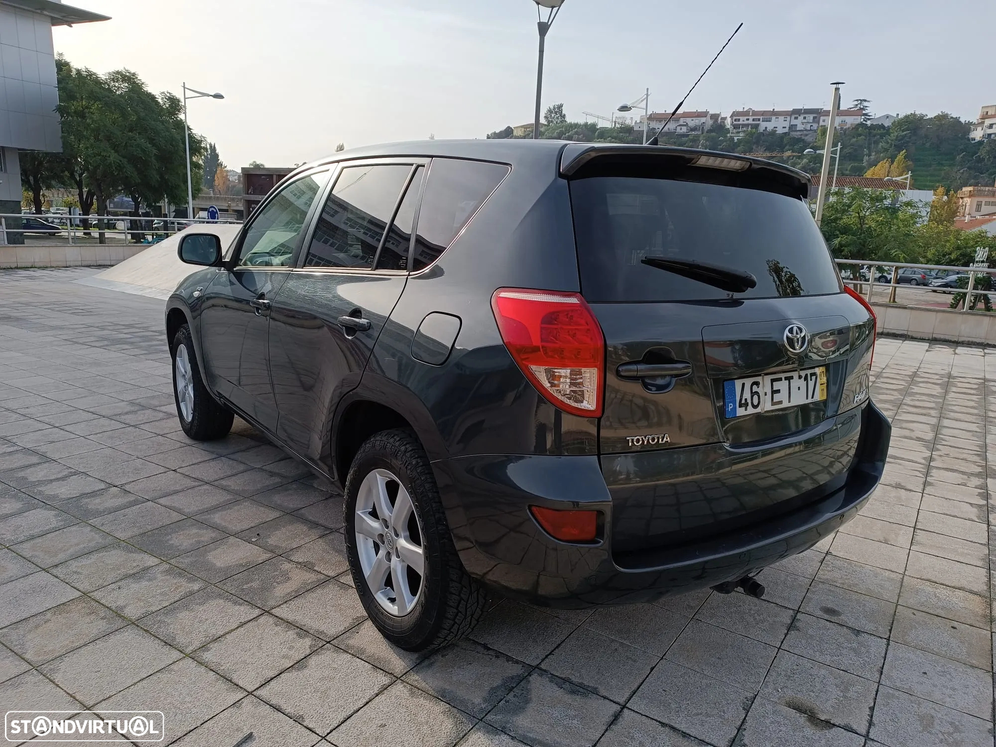 Toyota RAV4 2.2 D-4D - 6