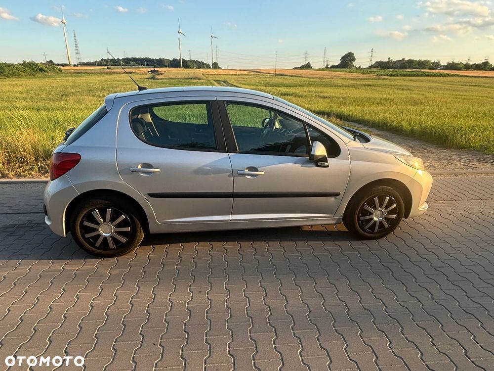 Peugeot 207 1.6 HDi 16V U Move - 6