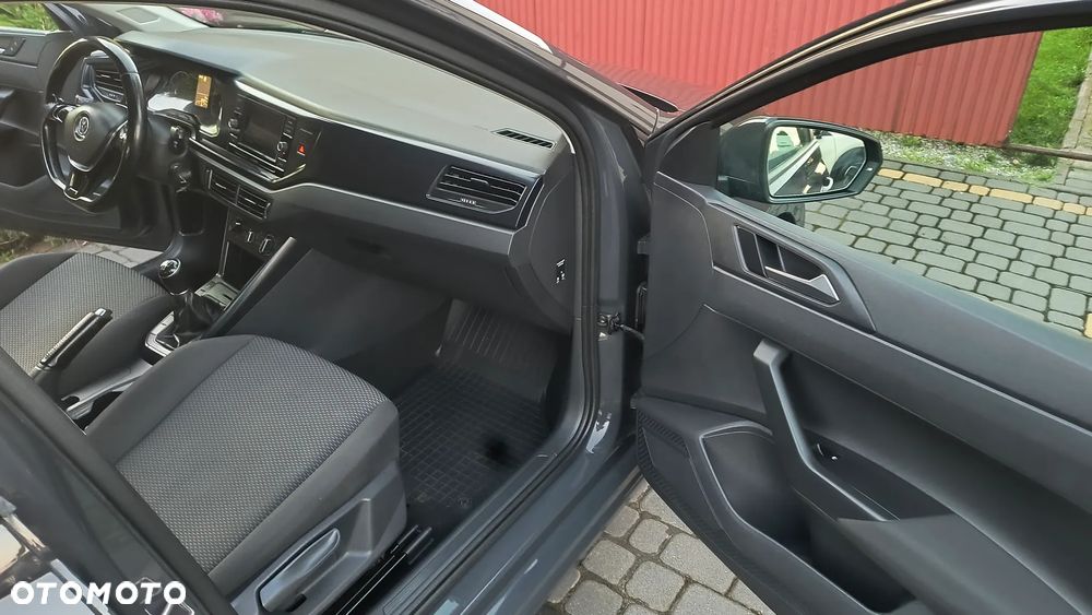 Volkswagen Polo - 9