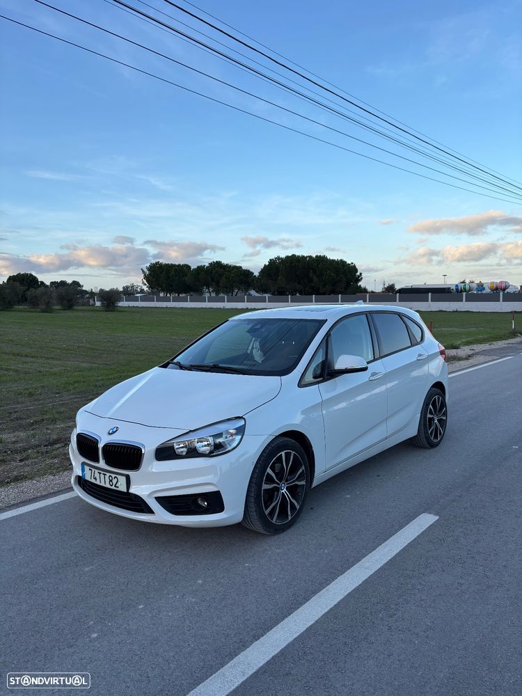 BMW 218 Active Tourer d Line Sport - 2