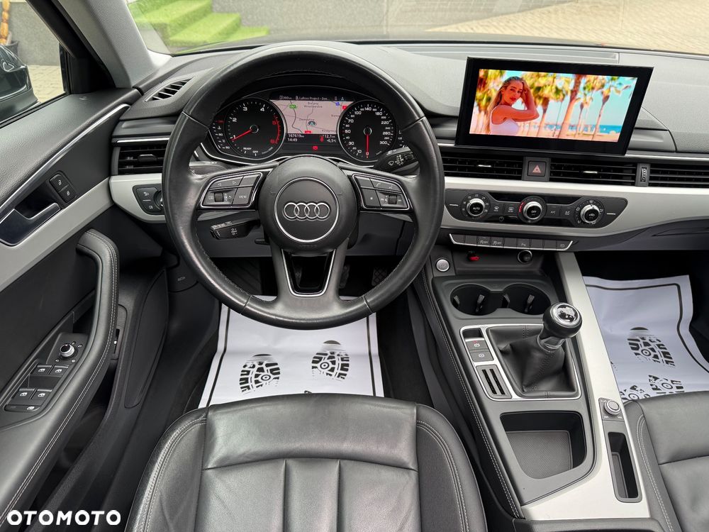 Audi A4 Avant 30 TDI advanced - 28