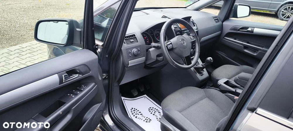 Opel Zafira 1.8 Sport - 8