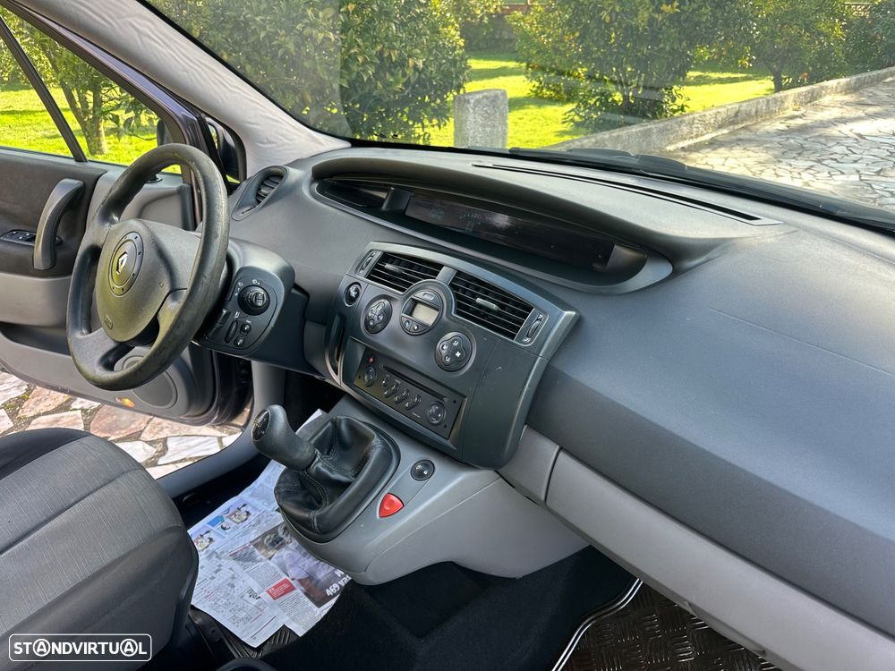 Renault Scénic 1.5 dCi Expression - 20