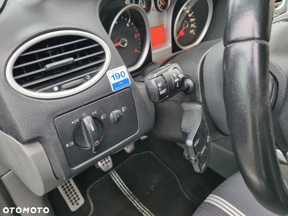 Ford Focus 1.6 TDCi Titanium - 10