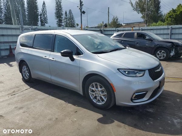 Chrysler Pacifica