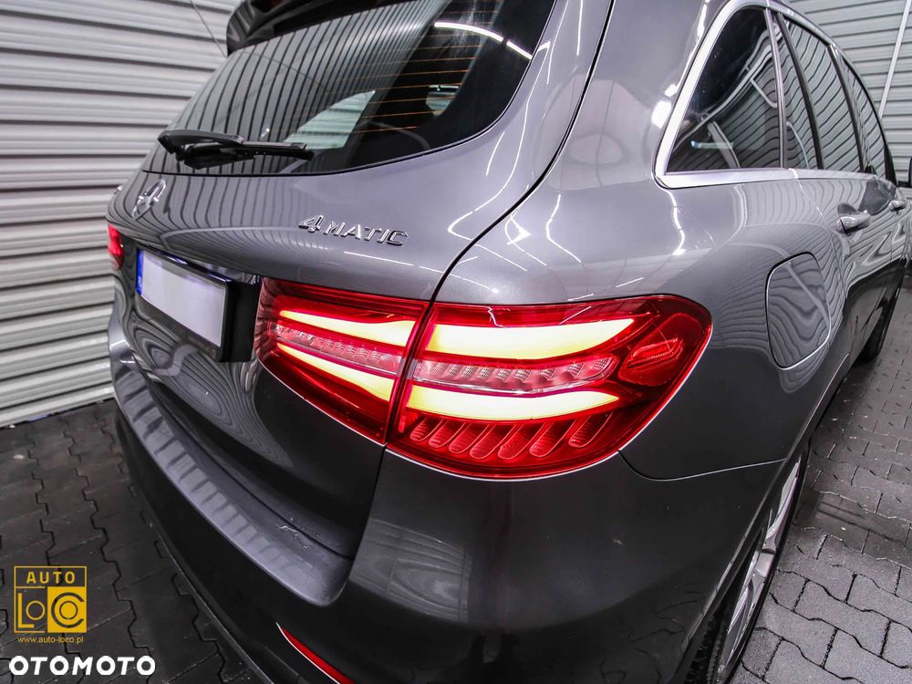 Mercedes-Benz GLC 250 4Matic 9G-TRONIC AMG Line - 39