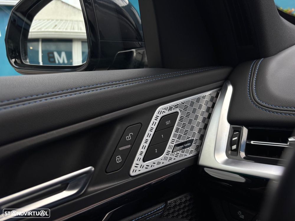 BMW iX1 xDrive30 M Sport Pack - 20