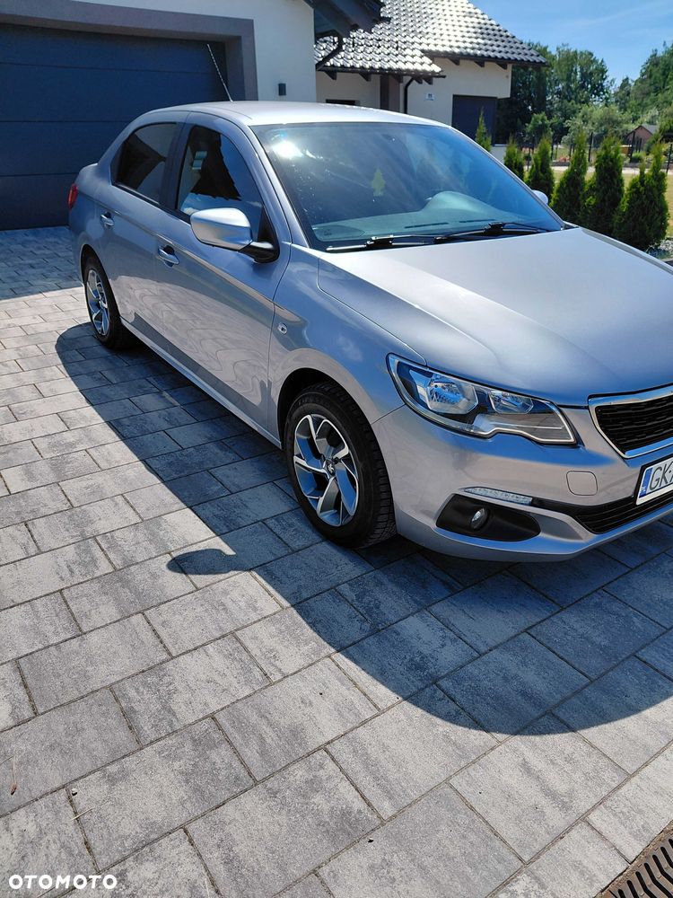 Peugeot 301 - 3